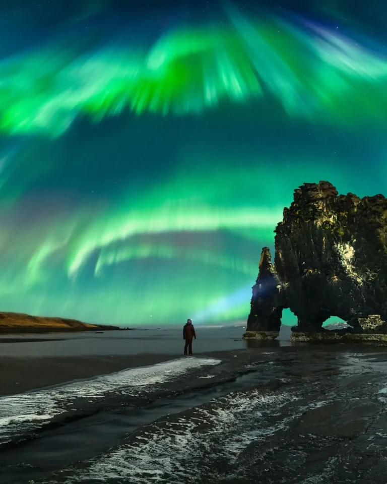 iceland-travel-THUM