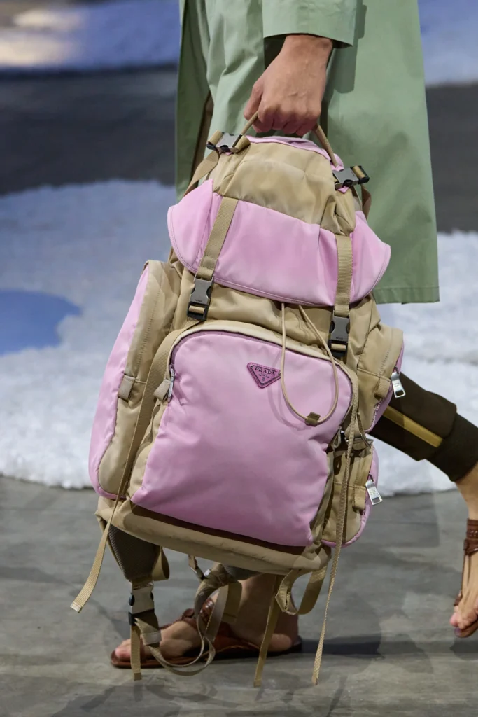 prada-ss26-menswear (15)