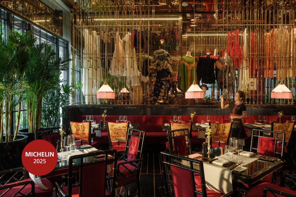 DIning_Backstage_-2025-tn