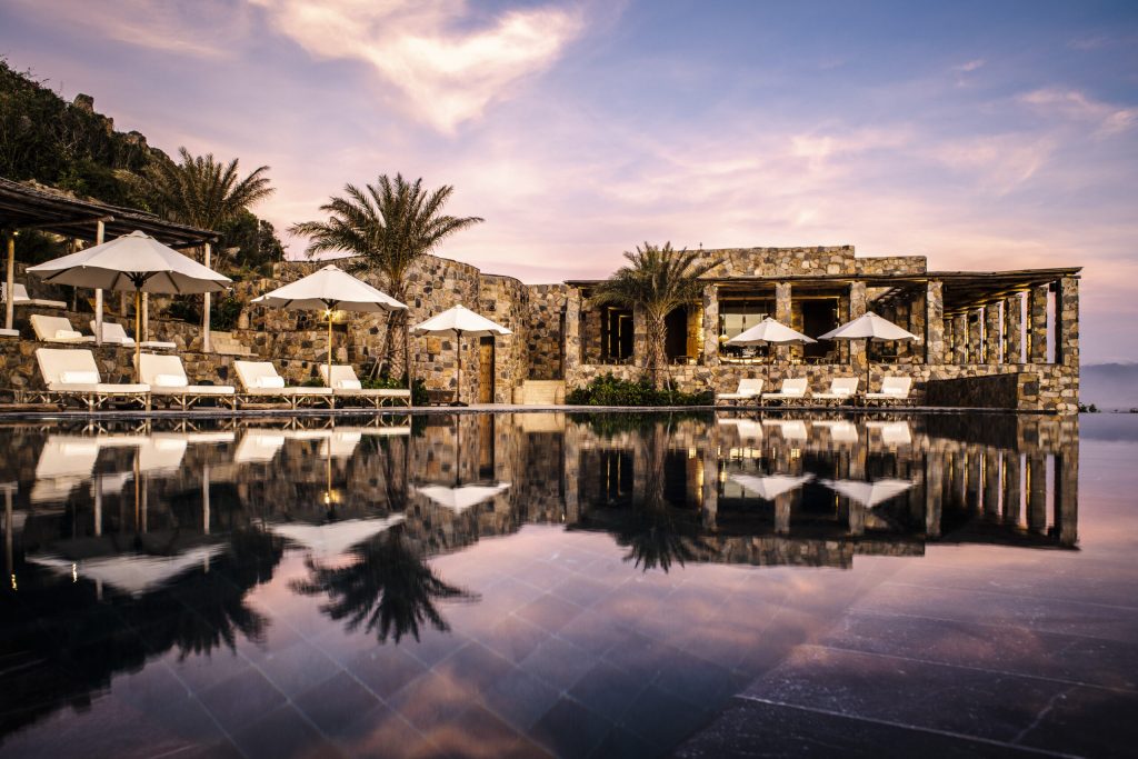 Zannier-Hotels-Bãi-San-Hô-Main-Pool-10-©-Frederik-Wissink-for-Zannier-Hotels-scaled