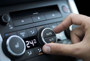 cach-bat-dieu-hoa-tren-o-to-1-jpeg